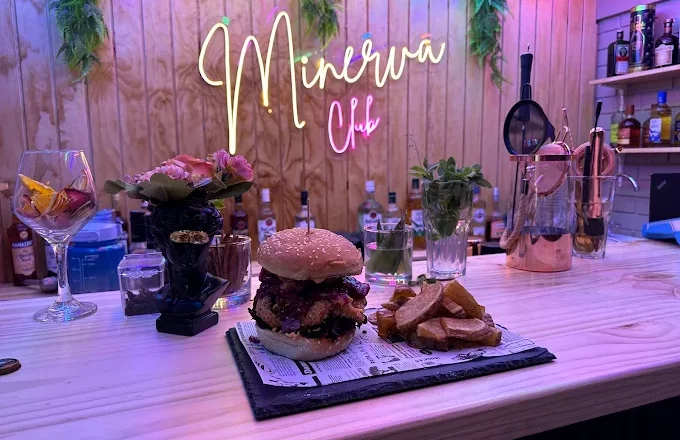 Minerva : Un toque de sabor guardado en Pudahuel Sur